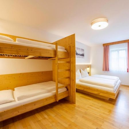 Hotel Garni Angerer Lutago Exterior photo