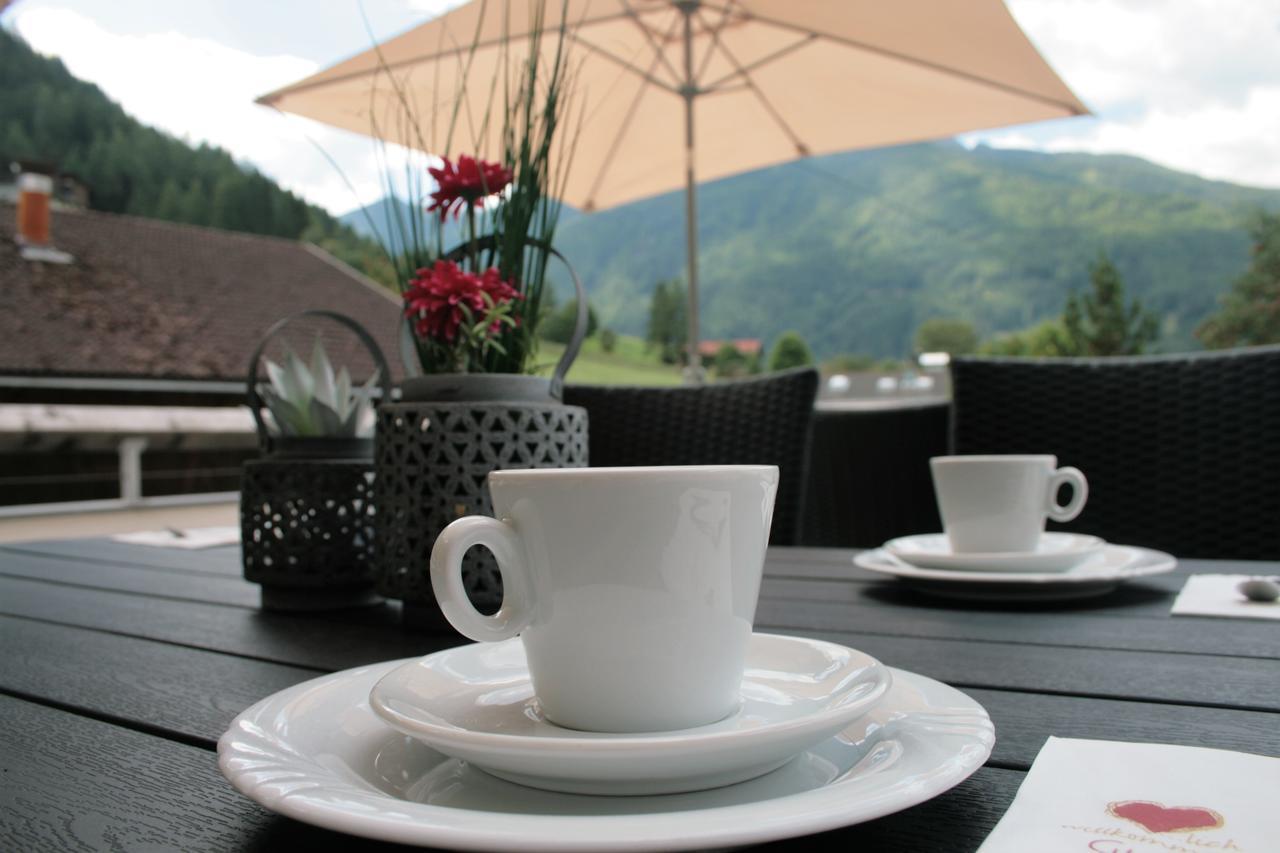 Hotel Garni Angerer Lutago Exterior photo